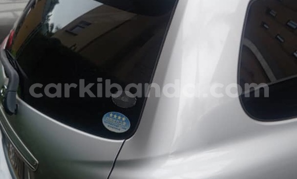 Nunua Ilio tumika Toyota Fielder Fedha Gari ndani ya Kampala nchini Uganda