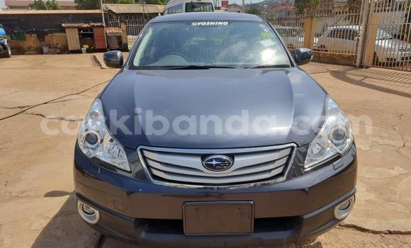 Nunua Imported Subaru Outback Nyeusi Gari ndani ya Kampala nchini Uganda Nunua Imported Subaru Outback Nyeusi Gari ndani ya Kampala nchini Uganda
