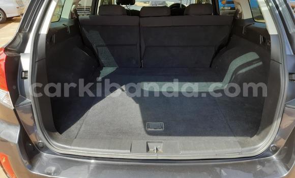Nunua Imported Subaru Outback Nyeusi Gari ndani ya Kampala nchini Uganda Nunua Imported Subaru Outback Nyeusi Gari ndani ya Kampala nchini Uganda