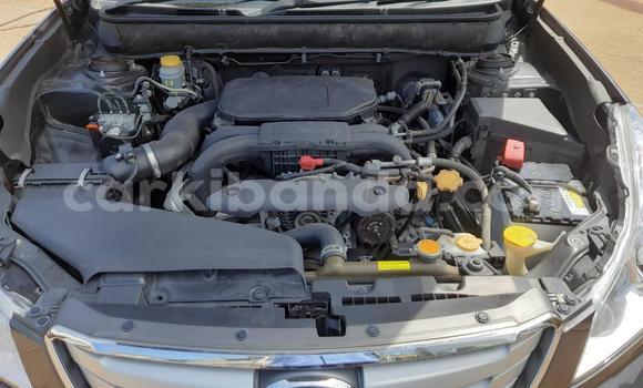 Nunua Imported Subaru Outback Nyeusi Gari ndani ya Kampala nchini Uganda Nunua Imported Subaru Outback Nyeusi Gari ndani ya Kampala nchini Uganda