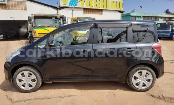 Nunua Imported Toyota Ractis Nyeusi Gari ndani ya Kampala nchini Uganda Nunua Imported Toyota Ractis Nyeusi Gari ndani ya Kampala nchini Uganda