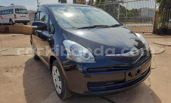 Nunua Imported Toyota Ractis Nyeusi Gari ndani ya Kampala nchini Uganda Nunua Imported Toyota Ractis Nyeusi Gari ndani ya Kampala nchini Uganda