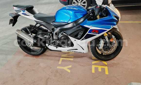 Nunua Ilio tumika Suzuki GSX–R Bluu Bike ndani ya Kampala nchini Uganda
