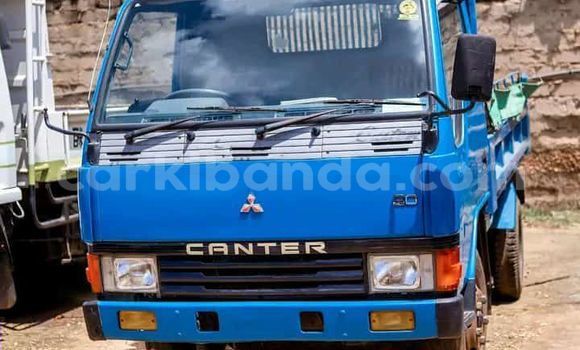 Gura Yakoze Mitsubishi L400 Blue Ikamyo i Kampala mu Uganda