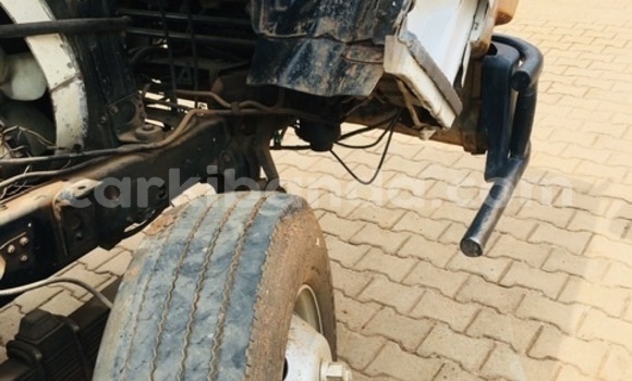 Gura Yakoze Fuso Fighter White Ikamyo i Wakiso mu Uganda