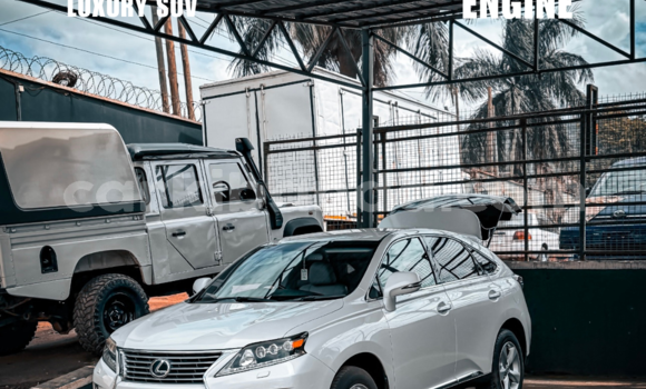 Gura Imported Lexus RX White Imodoka i Kampala mu Uganda