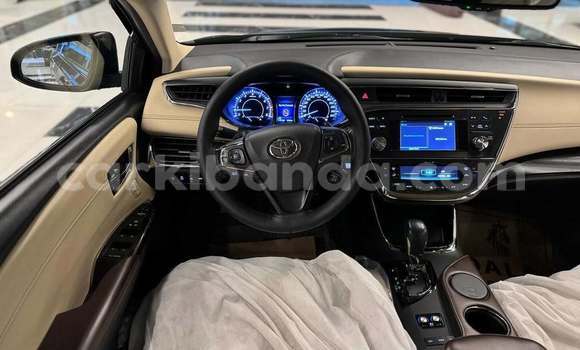 Gura Nshya Toyota Avalon Black Imodoka i Buwenge mu Eastern Gura Nshya Toyota Avalon Black Imodoka i Buwenge mu Eastern