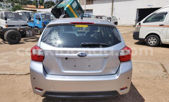 Acheter Import Voiture Subaru Impreza Gris à Kampala, Ouganda Acheter Import Voiture Subaru Impreza Gris à Kampala, Ouganda