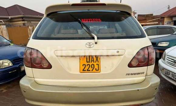 Acheter Occasion Voiture Toyota Harrier Autre à Kampala, Ouganda Acheter Occasion Voiture Toyota Harrier Autre à Kampala, Ouganda
