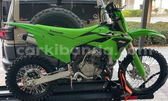 Nunua Ilio tumika Kawasaki KX 85 Beige Bike ndani ya Kampala nchini Uganda