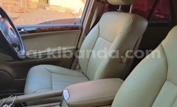 Buy Used Mercedes‒Benz ML–Class Black Car in Kampala in Uganda Buy Used Mercedes‒Benz ML–Class Black Car in Kampala in Uganda