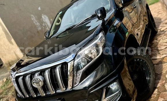 Acheter Occasion Voiture Toyota Prado Noir à Kampala, Ouganda