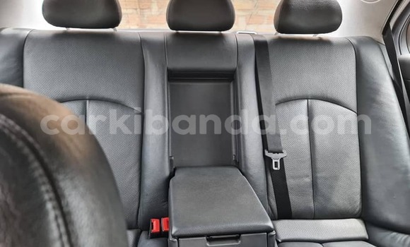 Gura Yakoze Mercedes‒Benz E–Class Other Imodoka i Kampala mu Uganda Gura Yakoze Mercedes‒Benz E–Class Other Imodoka i Kampala mu Uganda