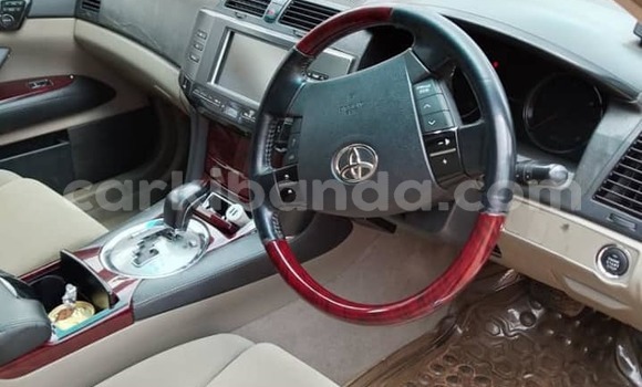 Gura Yakoze Toyota Mark X Other Imodoka i Kampala mu Uganda Gura Yakoze Toyota Mark X Other Imodoka i Kampala mu Uganda