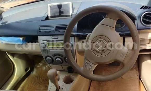 Gura Yakoze Mazda Demio Red Imodoka i Kampala mu Uganda Gura Yakoze Mazda Demio Red Imodoka i Kampala mu Uganda