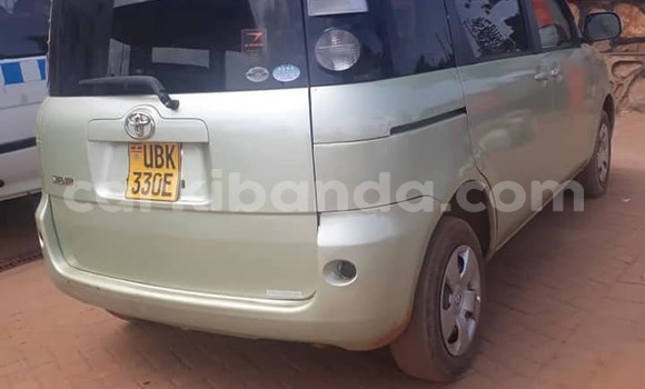 Gura Yakoze Toyota Sienta Other Imodoka i Kampala mu Uganda Gura Yakoze Toyota Sienta Other Imodoka i Kampala mu Uganda