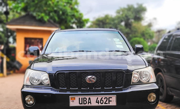 Gura Yakoze Toyota Kluger Black Imodoka i Kampala mu Uganda Gura Yakoze Toyota Kluger Black Imodoka i Kampala mu Uganda