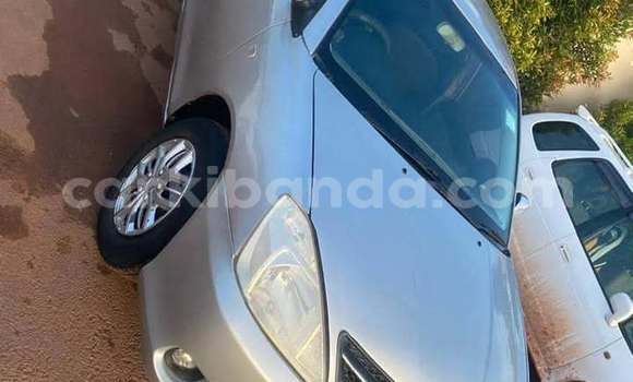 Gura Yakoze Toyota Allion Other Imodoka i Kampala mu Uganda