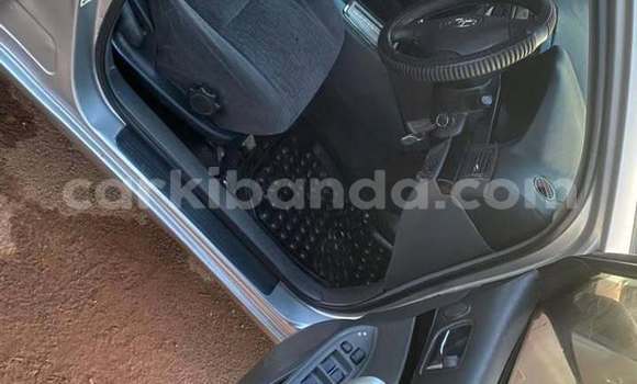 Gura Yakoze Toyota Allion Other Imodoka i Kampala mu Uganda Gura Yakoze Toyota Allion Other Imodoka i Kampala mu Uganda