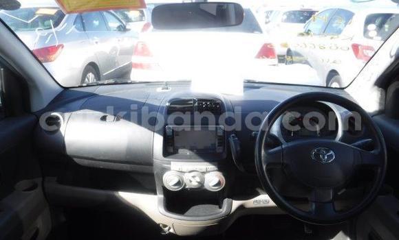 Acheter Neuf Voiture Toyota Passo Bleu à Kampala, Ouganda Acheter Neuf Voiture Toyota Passo Bleu à Kampala, Ouganda