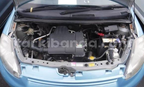 Acheter Neuf Voiture Toyota Passo Bleu à Kampala, Ouganda Acheter Neuf Voiture Toyota Passo Bleu à Kampala, Ouganda