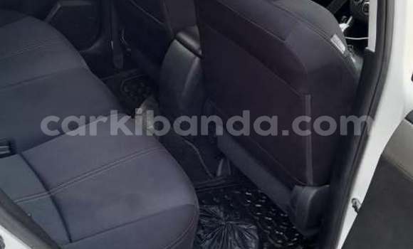 Gura Yakoze Subaru Legacy White Imodoka i Bugiri mu Eastern Gura Yakoze Subaru Legacy White Imodoka i Bugiri mu Eastern