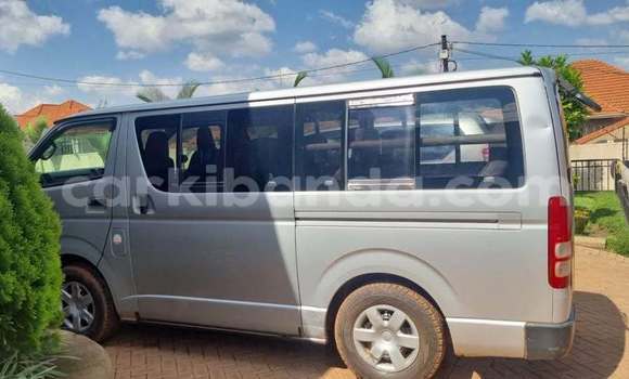 Buy Used Toyota Hiace Other Car in Bugiri in Eastern Buy Used Toyota Hiace Other Car in Bugiri in Eastern