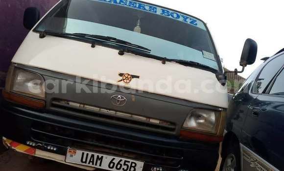 Buy Used Toyota Hiace White Car in Bombo in Central Buy Used Toyota Hiace White Car in Bombo in Central