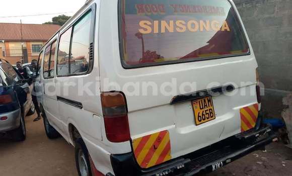 Buy Used Toyota Hiace White Car in Bombo in Central Buy Used Toyota Hiace White Car in Bombo in Central