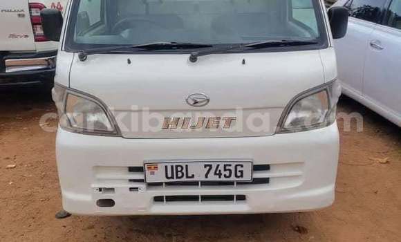 Acheter Occasion Voiture Hindustan Ambassador Blanc à Bugembe, Est Acheter Occasion Voiture Hindustan Ambassador Blanc à Bugembe, Est