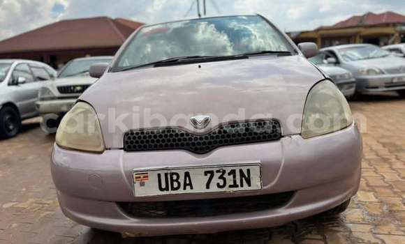 Gura Yakoze Toyota Vitz Other Imodoka i Bugembe mu Eastern