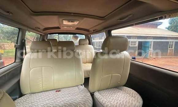 Acheter Occasion Voiture Toyota Hiace Autre à Kampala, Ouganda Acheter Occasion Voiture Toyota Hiace Autre à Kampala, Ouganda