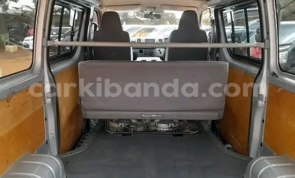 Acheter Occasion Voiture Toyota Hiace Autre à Bugiri, Est Acheter Occasion Voiture Toyota Hiace Autre à Bugiri, Est
