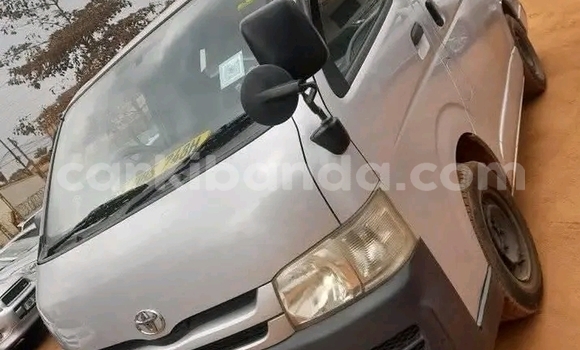 Acheter Occasion Voiture Toyota Hiace Autre à Bugiri, Est Acheter Occasion Voiture Toyota Hiace Autre à Bugiri, Est