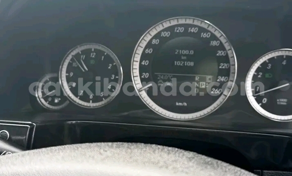 Acheter Occasion Voiture Mercedes‒Benz 600 Blanc à Bundibugyo, Occidental Acheter Occasion Voiture Mercedes‒Benz 600 Blanc à Bundibugyo, Occidental