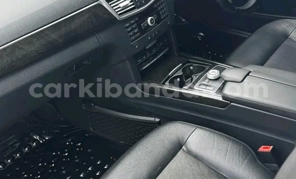 Acheter Occasion Voiture Mercedes‒Benz 600 Blanc à Bundibugyo, Occidental Acheter Occasion Voiture Mercedes‒Benz 600 Blanc à Bundibugyo, Occidental