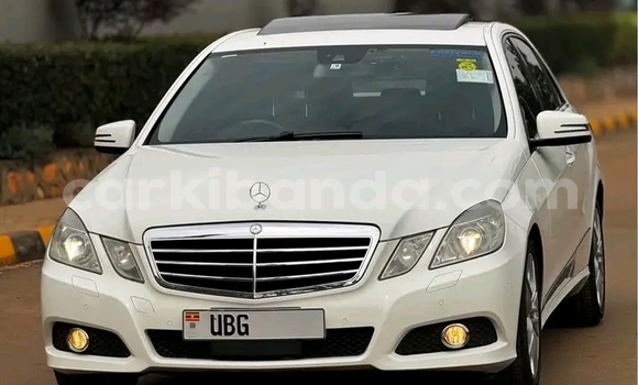 Acheter Occasion Voiture Mercedes‒Benz 600 Blanc à Bundibugyo, Occidental Acheter Occasion Voiture Mercedes‒Benz 600 Blanc à Bundibugyo, Occidental