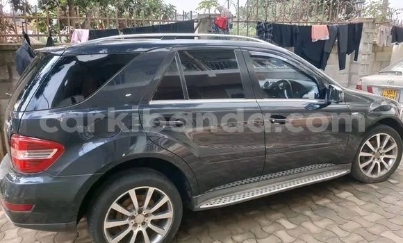 Acheter Occasion Voiture Mercedes-Benz E200 Autre à Bundibugyo, Occidental Acheter Occasion Voiture Mercedes-Benz E200 Autre à Bundibugyo, Occidental