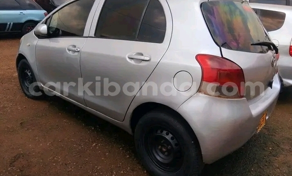Acheter Occasion Voiture Toyota Vitz Autre à Bugiri, Est Acheter Occasion Voiture Toyota Vitz Autre à Bugiri, Est