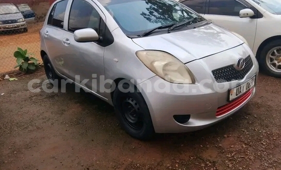 Acheter Occasion Voiture Toyota Vitz Autre à Bugiri, Est Acheter Occasion Voiture Toyota Vitz Autre à Bugiri, Est