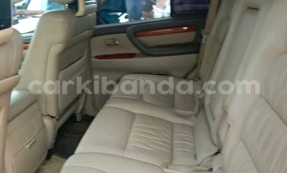 Acheter Occasion Voiture Toyota Land Cruiser Blanc à Bugiri, Est Acheter Occasion Voiture Toyota Land Cruiser Blanc à Bugiri, Est