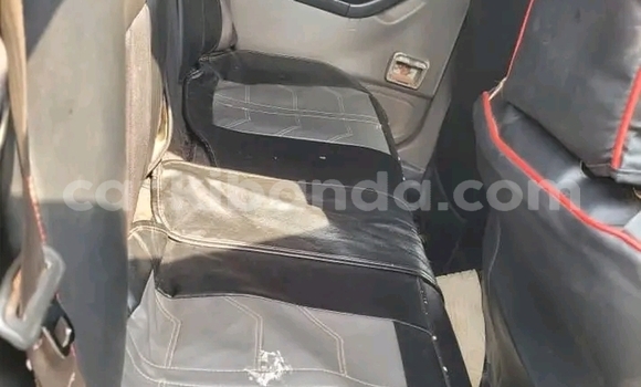 Nunua Ilio tumika Subaru Forester Nyingine Gari ndani ya Bundibugyo nchini Magharibi