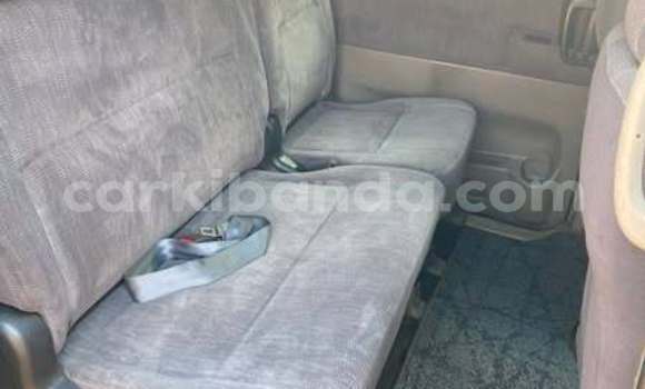 Acheter Occasion Voiture Toyota Noah Autre à Kampala, Ouganda Acheter Occasion Voiture Toyota Noah Autre à Kampala, Ouganda