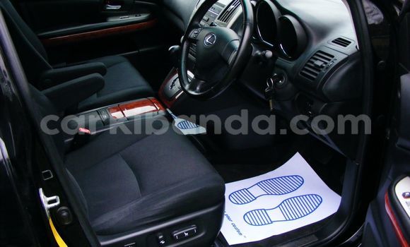 Gura Yakoze Lexus RX 300 Black Imodoka i Kampala mu Uganda Gura Yakoze Lexus RX 300 Black Imodoka i Kampala mu Uganda