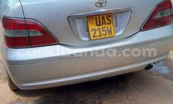 Acheter Occasion Voiture Toyota Brevis Autre à Kampala, Ouganda Acheter Occasion Voiture Toyota Brevis Autre à Kampala, Ouganda