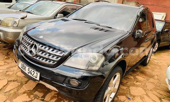 Acheter Occasion Voiture Mercedes‒Benz ML–Class Noir à Kampala, Ouganda Acheter Occasion Voiture Mercedes‒Benz ML–Class Noir à Kampala, Ouganda