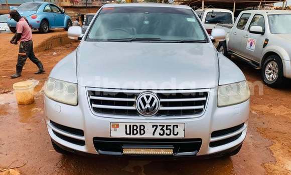 Nunua Ilio tumika Volkswagen Touareg Nyingine Gari ndani ya Kampala nchini Uganda