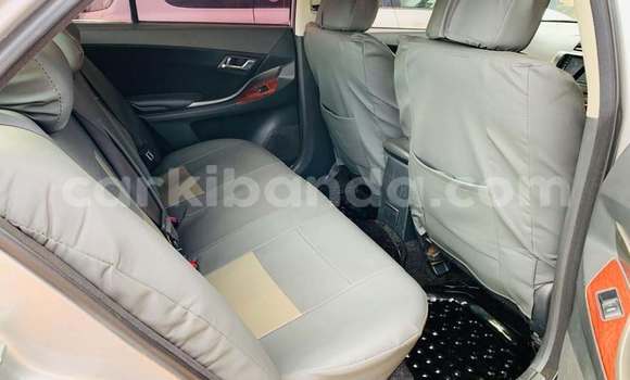 Acheter Occasion Voiture Toyota Premio Autre à Kampala, Ouganda Acheter Occasion Voiture Toyota Premio Autre à Kampala, Ouganda