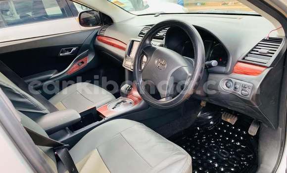 Acheter Occasion Voiture Toyota Premio Autre à Kampala, Ouganda Acheter Occasion Voiture Toyota Premio Autre à Kampala, Ouganda