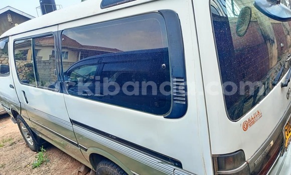Acheter Occasion Voiture Toyota Hiace Autre à Bugembe, Est Acheter Occasion Voiture Toyota Hiace Autre à Bugembe, Est